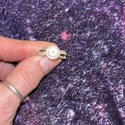 SS925 White Sapphire Size 7 Ring. #5003