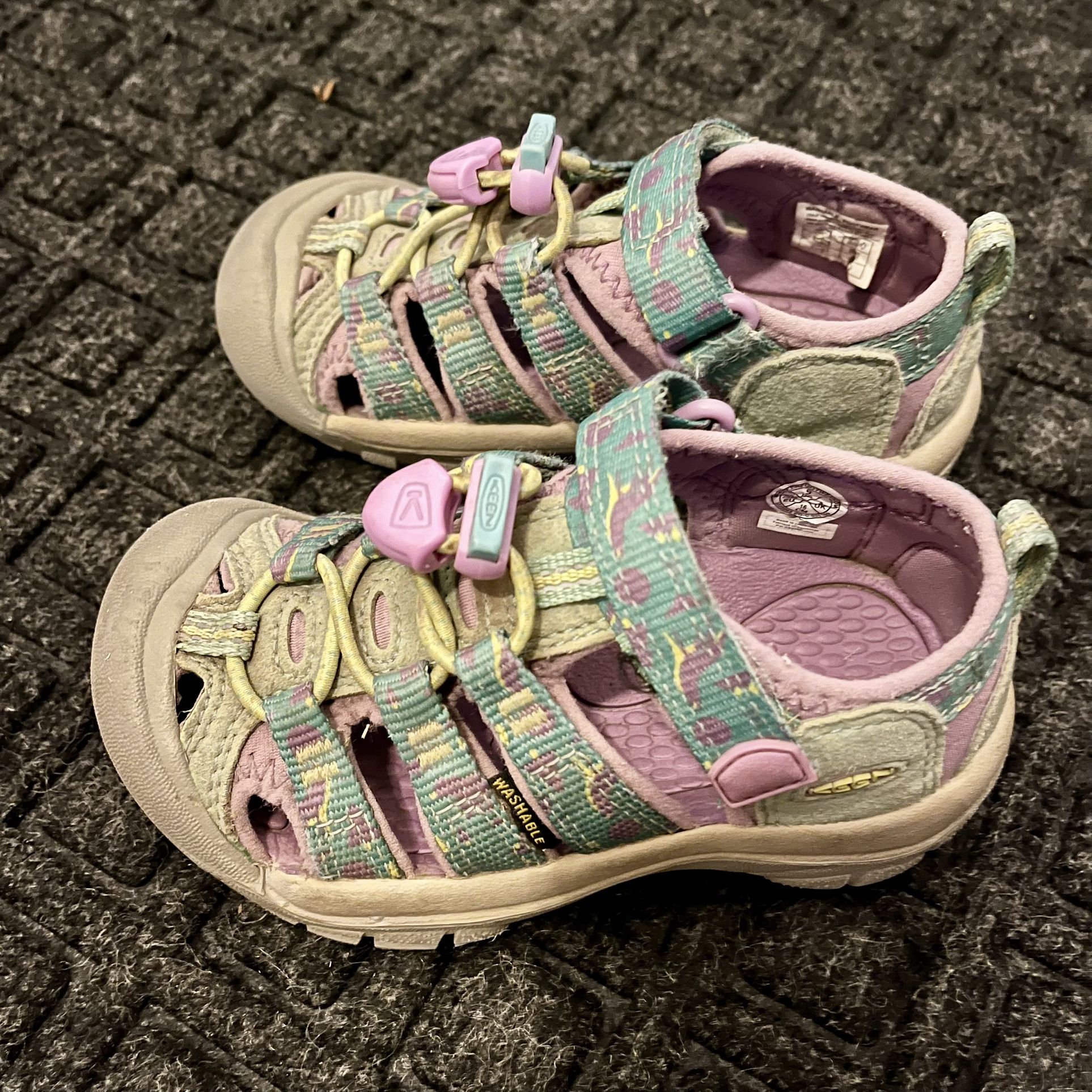 Keen Sandals 9T