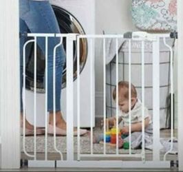 Regalo Easy Step 38.5-Inch Extra Wide Walk Thru Baby Gate, white