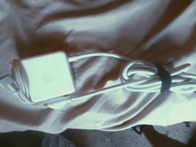 Apple MacBook Charger 50 Watt Magsafe 2 Power Adapter