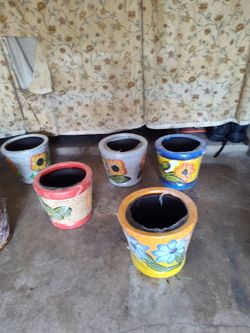 Beautiful ceramic flower pots 16x15 each 25