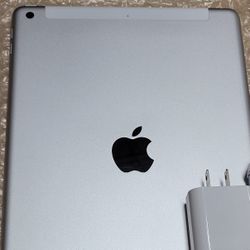 Ipad 9th Wifi & Unlocked. Firm Price.  Store Pick Up Only.. 