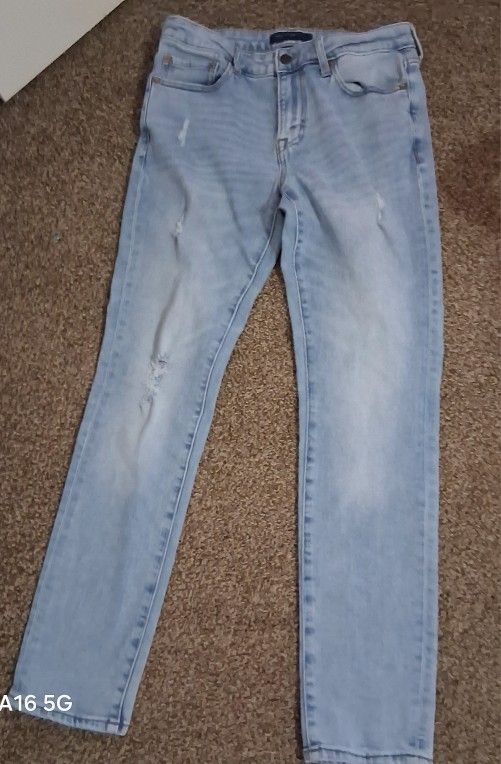 Mens Jeans(Levi's, Aeropostale)And Clothes