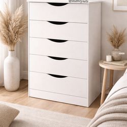 White 5 drawer chest