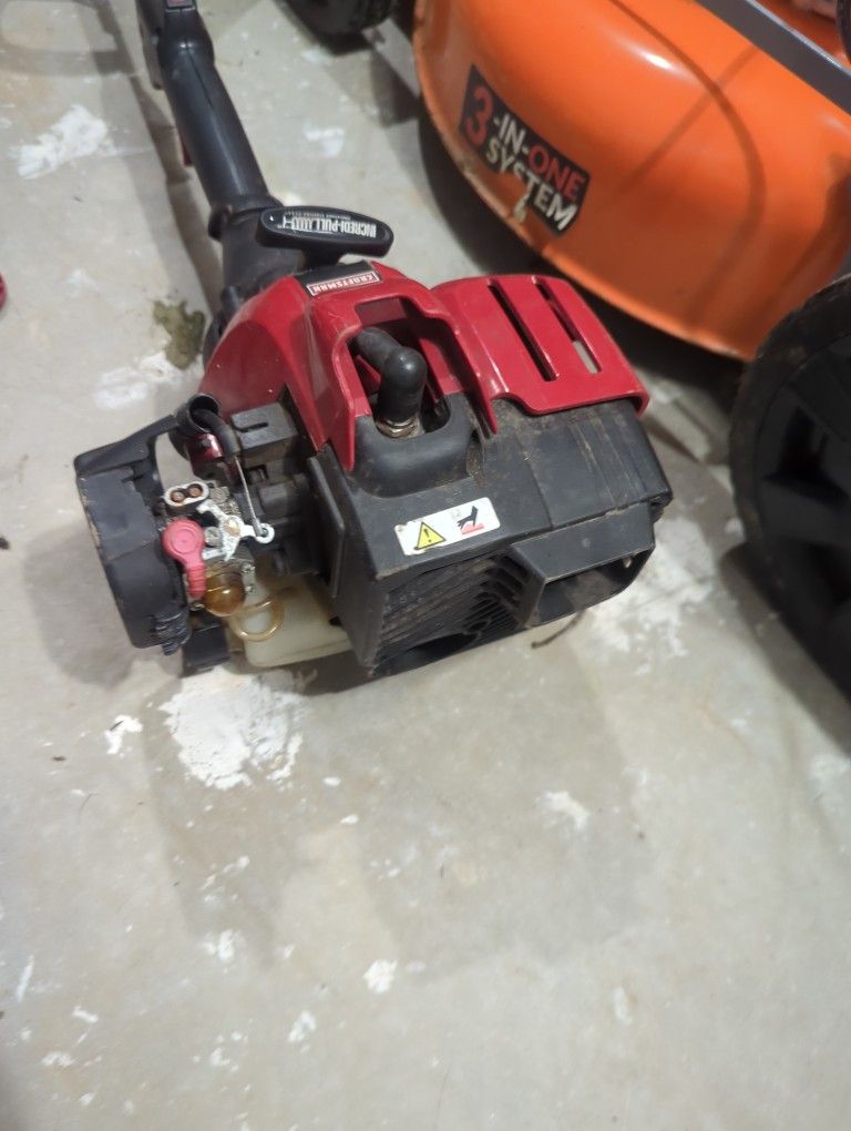 Gas Weed Eater