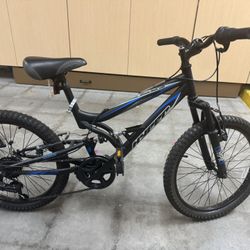 Kids Mountain Bike - 20” Hyper Bicycle Shocker Mountain Bike