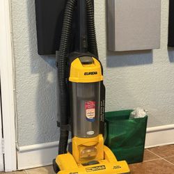 Eureka The Boss Vacuum 