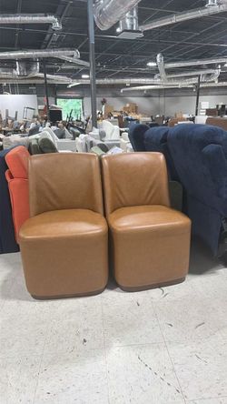 ❤️‍🔥Saddle Leather Modern Dining Chairs with Casters Base    (Set of 2)$199