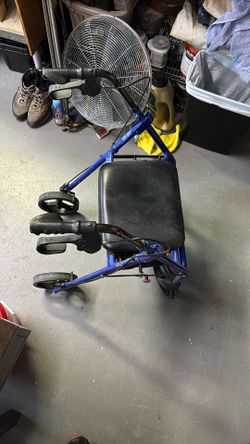 Walker With Seat