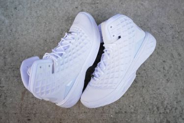 Nike Kobe 3 Protro Halo Size 11.5