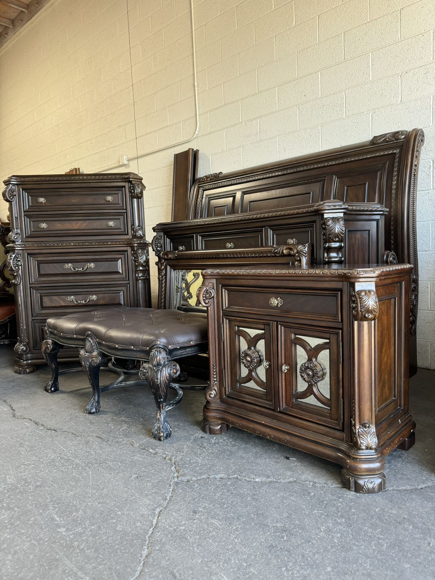 Beautiful Complete King Bedroom Set