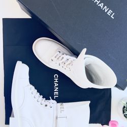 Chanel White Logo Buckle Boots Sz. 37 IT for Sale in West Hollywood, CA -  OfferUp