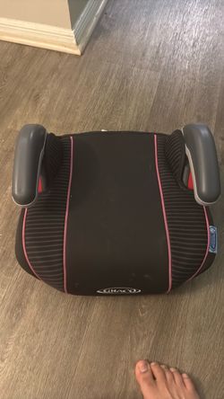 Graco Backless Booster Car Seat – Black with Pink Trim