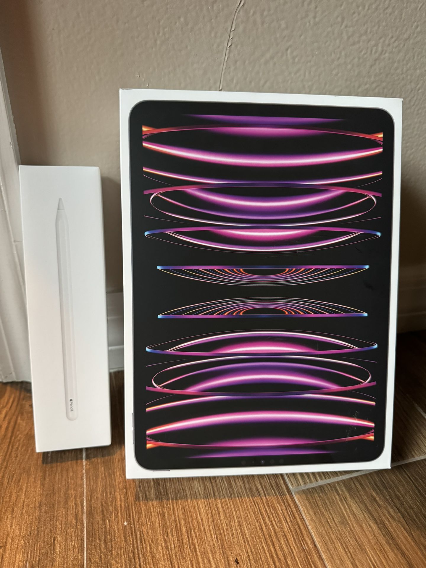 iPad Pro 2022 Bundle (Apple Pencil v2 & MagSafe Case)
