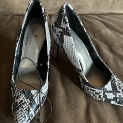 Heels Size 7 