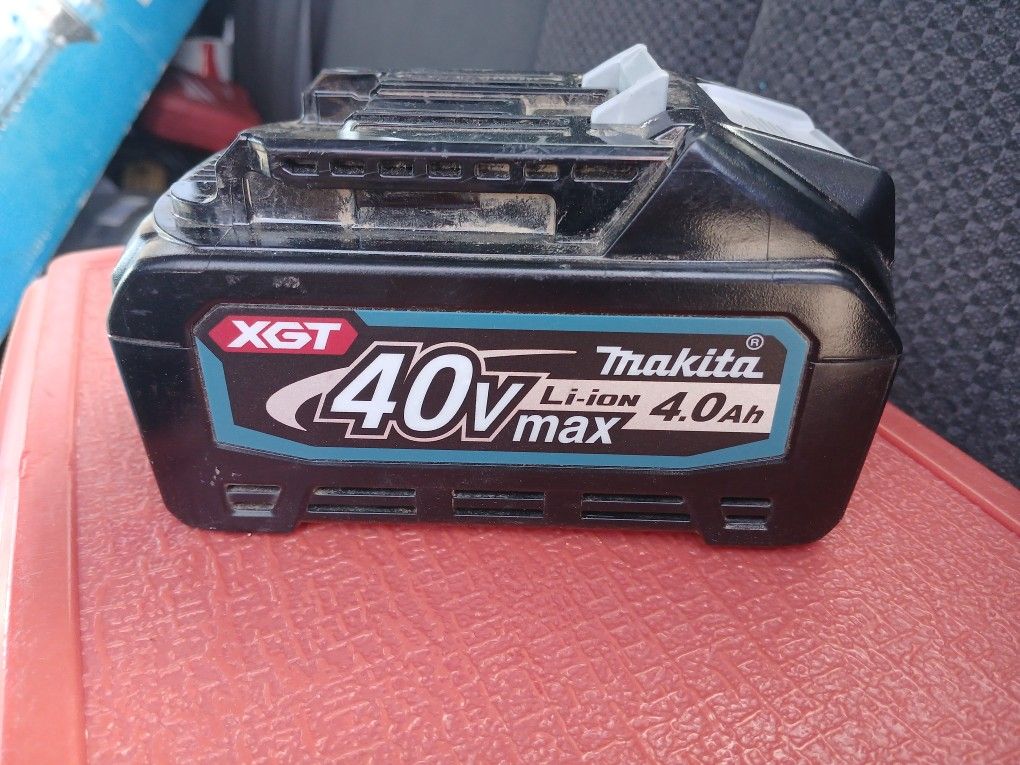 Makita Battery