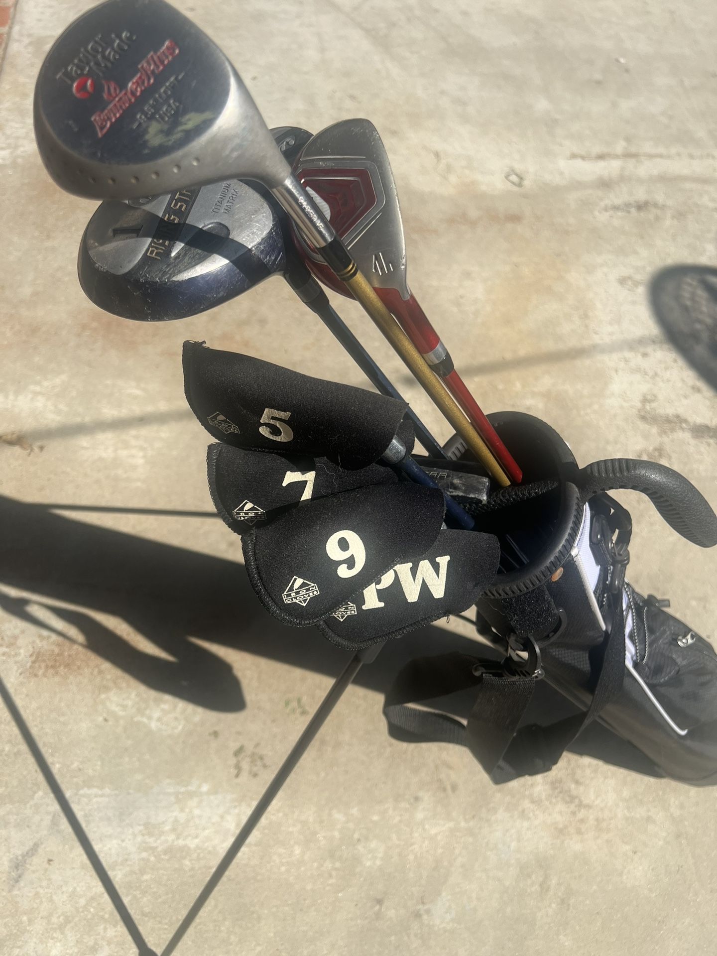 Youth golf clubs
