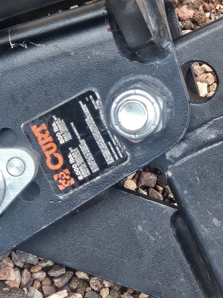 CURT 800/8,000 LBS WEIGHT DISTRIBUTION HITCH 