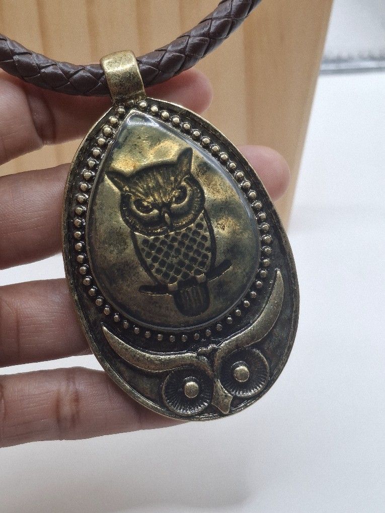 Owl Pendant Necklace Set 