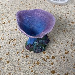 Fake fish tank decor