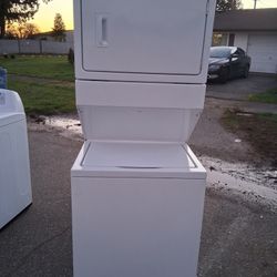 Whirlpool Washer N Dryer 