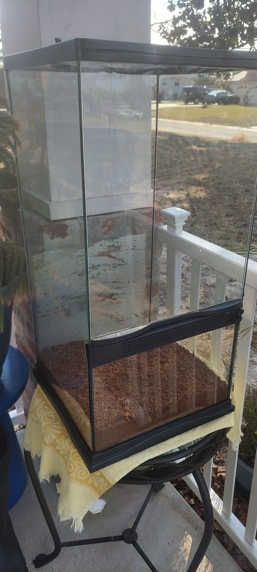 Front Open Reptile Tank