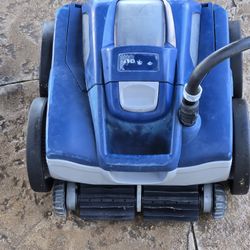 Polaris Quattro Sport, 4-wheel pressure-side Pool Cleaner