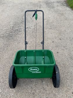 Scotts AccuGreen 2000 Drop Spreader