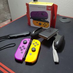 Nintendo JoyCons Adult Owned 