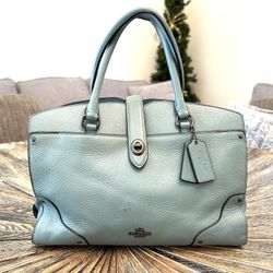 AUTHENTIC COACH HANDBAG  - Like-new 