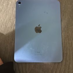 iPad 10th Generation w/ 256gb