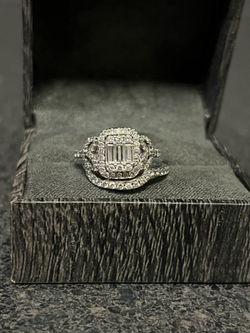 2.5 CARAT NATURAL DIAMOND RING