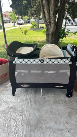 Children’s pack n play