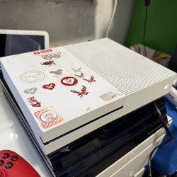 Xbox One S 1tb 2 Games 