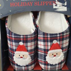 Holiday slippers New in box🤶🤶🤶