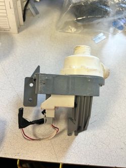 w 11263349 washer pump