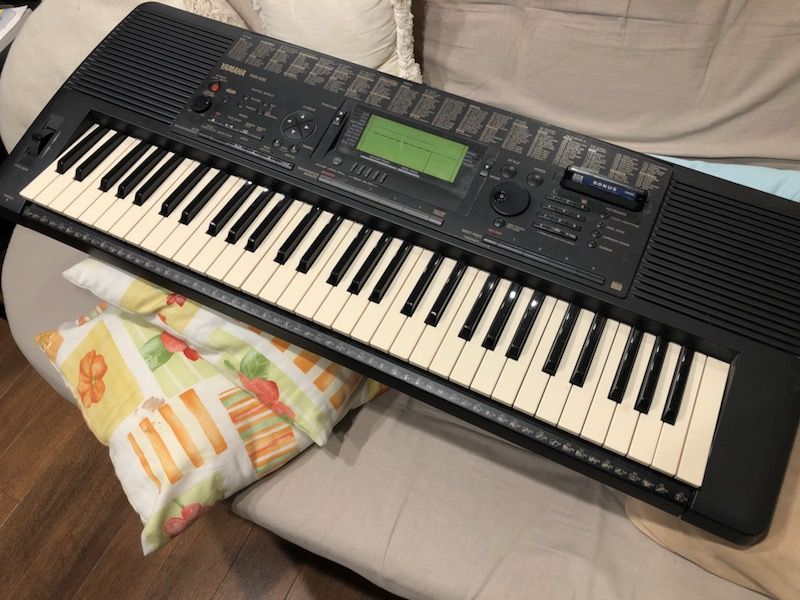 Yamaha PSR-520 keyboard. 5 octave. for Sale in Bellevue, WA