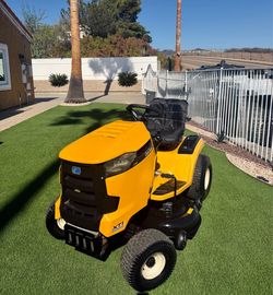 Cub Cadet Riding Lawn Mower Garden Tractor