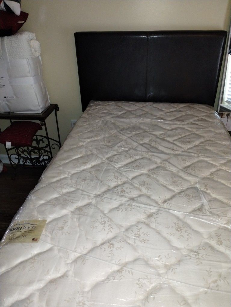 Twin Bed With Mattress Set