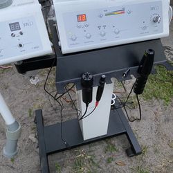 facial machine selling as is $100 Located Mount Dora Fla 32757