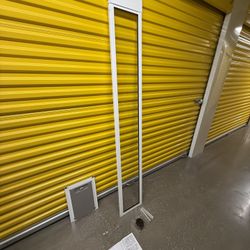 READ Brand New Petsafe Sliding Glass Pet Doggy Door 92 to 96 Medium Dogs Complete