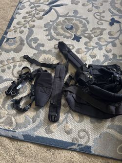 Pet Carrier With Different Sizes Of Adjustments Pick Up