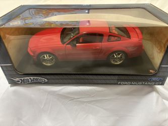 Hot Wheels 1:18 Ford Mustang