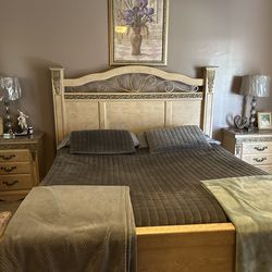 Beautiful King Size Marvel Bedroom Set Complete