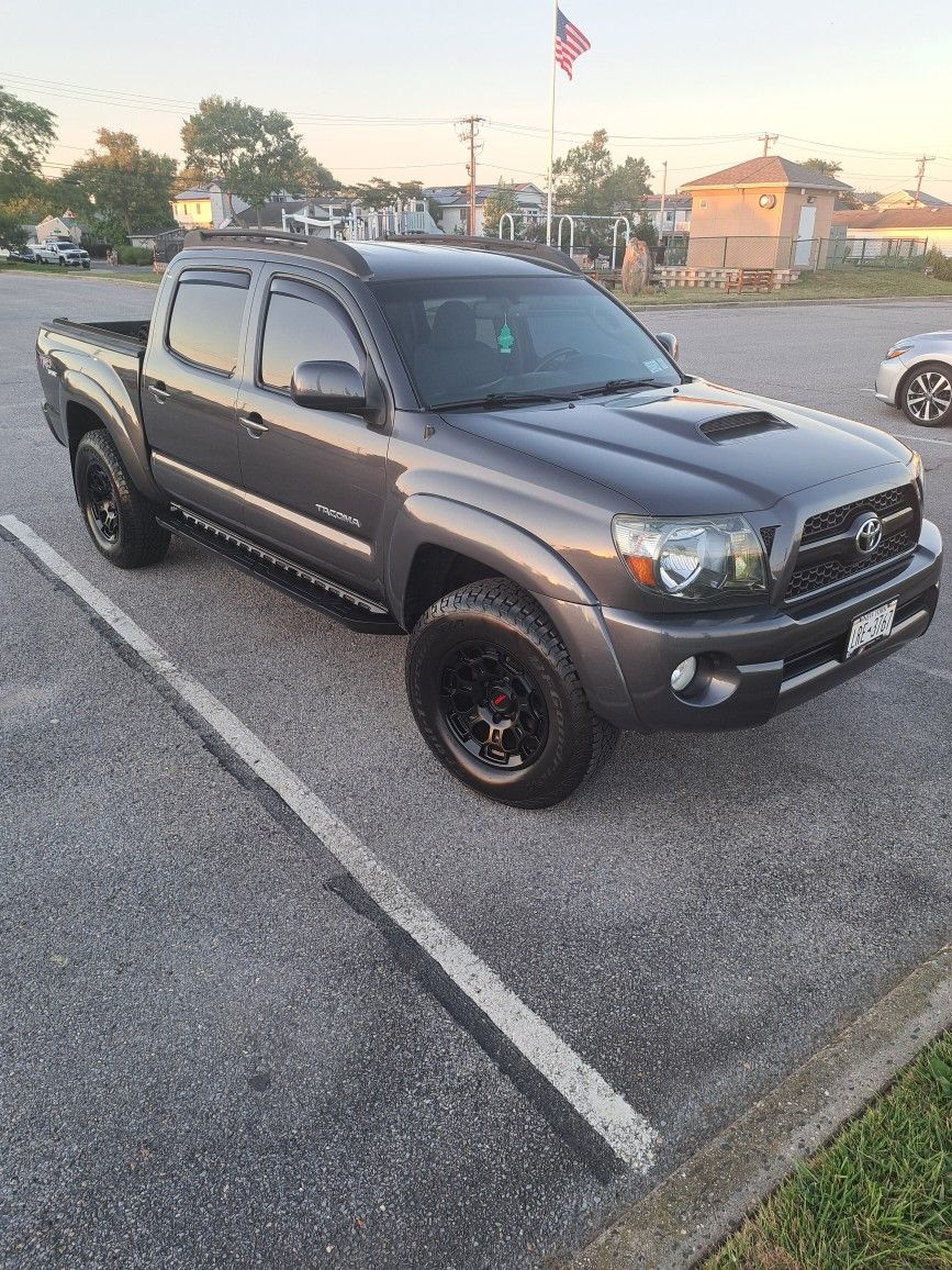 Toyota Tacoma