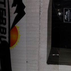 MASTERBUILT- XTRA LARGE GAS SMOKER
