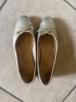 Flat gold shoes size 37 1/2