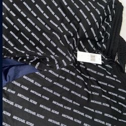 $15 Or Best Offer Size Xl 