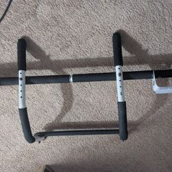 Pull Up Weight Bar Doorway 