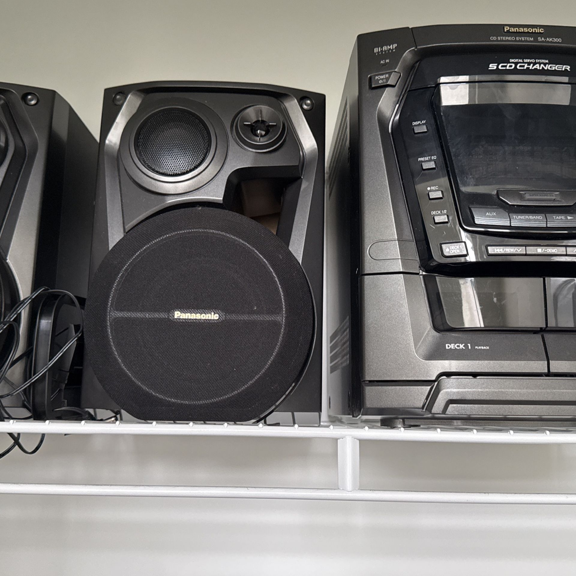 Panasonic CD & Cassettes Player With Remote.